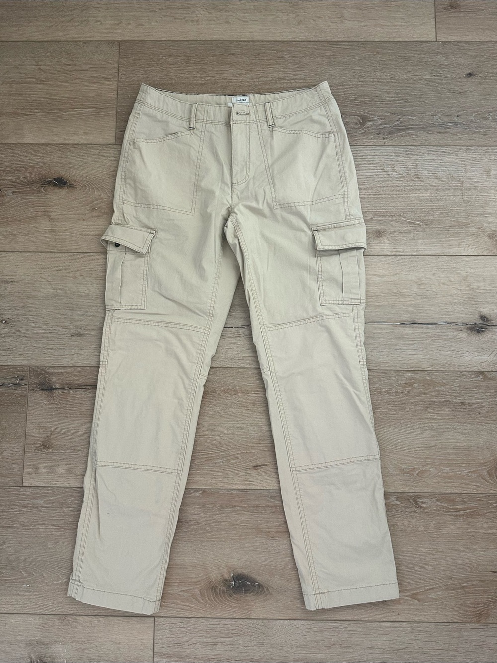 L.L.Bean Flannel Lined Cargo Pants Women’s Size 6 Regular Khaki